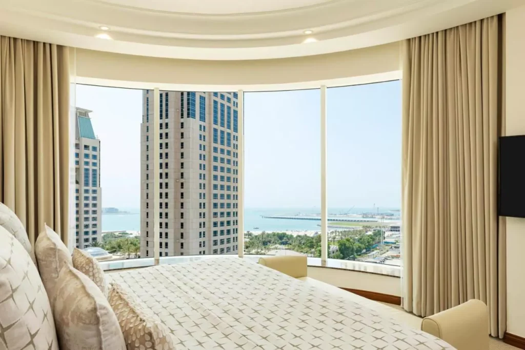 Grosvenor House Luxury Collection Premier Suite
